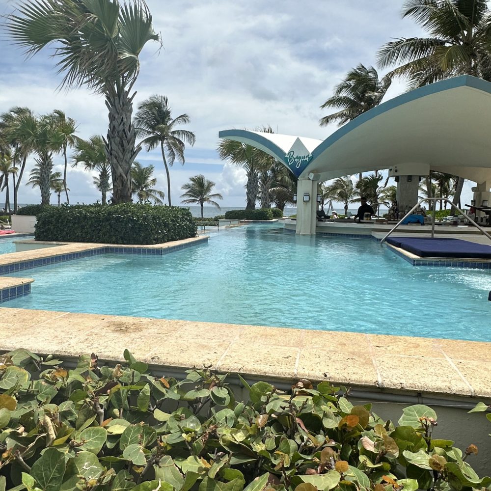 Caribe Hilton-View of pool2